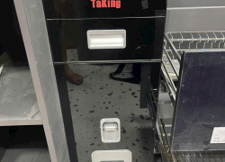 Thùng đựng gạo mặt gương TaKing, chất liệu cao cấp, hiện đại