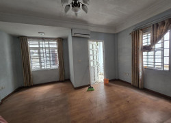 Bán nhà Cầu Giấy, lô góc, ngõ ô tô, 71m2, 5 tầng, Mt 5.3m, chỉ 15.6 tỷ