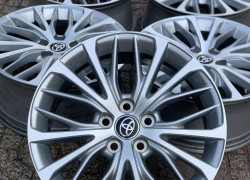 Mâm, Lazang Toyota Camrry 18INCH 2.5Q màu trắng hàng chính hãng