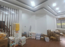 -  Bán nhà Quang Trung 59m NHÀ MẶT PHỐ VỈA HÈ 10M, kinh doanh sầm uất giá 12 tỷ