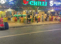Lẩu Nướng Chilli Quán cần tuyển 4 bạn phục vụ quán nhậu BAO ĂN Ở