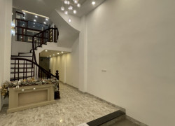 Bán nhà Láng, Đống Đa, ngõ ô tô, 2 thoáng 42m2, 5 tầng, đủ đồ, chỉ 12.85 tỷ