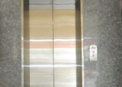 Nhà mình cho thuê nhà mới, căn góc, Thái Hà; vỉa hè 115m2* 5T- 45 Tr