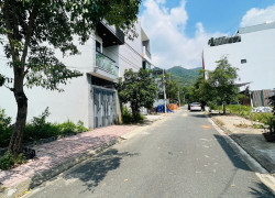 duy nhất lô đất tái định cư Đất Lành, Vĩnh Thái, dt 72m2 ngang 4,5m, lh0869524999