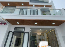 110,2m2 - Giá 8.9 tỷ - Đủ nội thất - 5PN - Hẻm Phạm Hữu Lầu - Quận 7