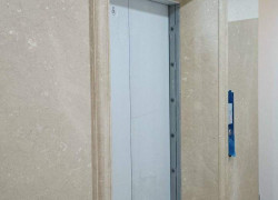 Tôi cho thuê nhà mới, hai cửa đi, Hoàng Văn Thái, 97m2x 5T vỉa hè 31 Tr