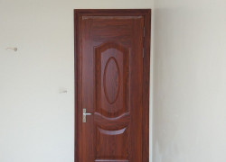 Giá cửa thép vân gỗ tại Bình Định