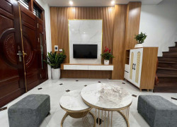 Bán nhà đẹp Xuân Phương, Nam Từ Liêm, oto 100m, full nội thất, chỉ hơn 5 tỷ.