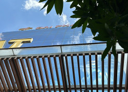 Phim cách nhiệt cửa kính trong suốt – Giải pháp chống nóng tinh tế cho không gian hiện đại