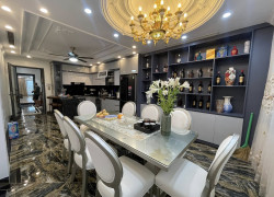 MẶT PHỐ NGÔ GIA TỰ-NHÀ ĐẸP DÂN XÂY-92M 30TỶ-THANG MÁY-FULL NỘI THẤT-KINH DOANH SIÊU ĐỈNH