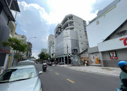 MT Dương Quảng Hàm DT: 50x100m- 5523m2- giá 368 tỷ, HĐT 2 tỷ/tháng, xây cao tầng