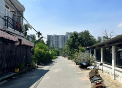Nhà cấp 4 100m² 2PN hẻm ô tô kế Vinhomes Nguyễn Xiển – 3.25 tỷ