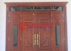 Cửa thép vân gỗ cần thơ của chính