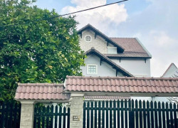 Bán nhà mặt tiền 2 tầng 10x25m giá 16,5 tỷ Đường Trần Văn Mười