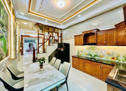Siêu phẩm nhà MT HT 05 ,Q12  5Tx72m2 . Giá chỉ  7.1 tỷ (TL)