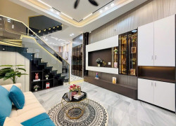 **Bán nhà căn góc 2MT Phạm Văn Hai, p3, Tân Bình (4,5x14) 4 tầng 7 tỷ