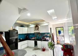 Bán nhà 3 tầng  mặt tiền Hòa Minh 17, Hòa Minh, Quận Liên Chiểu.