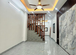 Bán nhà Thái Thịnh, Đống Đa, ngõ ô tô, gần phố, thông thoáng, dân xây chắc chắn, 50m² 5 tầng, giá 13 tỷ