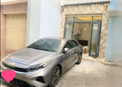 Bán nhà Q10, hẻm 7m có sân oto riêng, cao 4 tầng FullNT: Nhỉnh 5 tỷ.LH: 0933910039