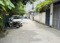 Bán mảnh đất phố Dương Văn Bé 135m Mặt tiền 8m. Gần phố, phù hợp xây CCMN hoặc nhà ở