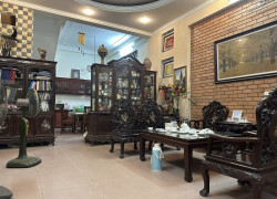 Bán nhà Chùa Láng – Trung tâm Đống Đa – Ô tô vào nhà – View thoáng vĩnh viễn