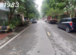 Bán gấp nhà Vanh ĐAI 3.5, PHÂN LÔ, VỈA HÈ, THANG MÁY, GIÁ 16.5 TỶ