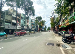 SIÊU NÓNG - QUẬN 10 - NGÃ BẢY LÝ THÁI TỔ, 60m2, hẻm 4m, 3s ra mặt tiền KD sầm uất.