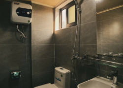 bán chung cư mini phùng khoang, nam từ liêm, 150m2, 8 tầng, 42 phòng, giá chào 31 tỉ
