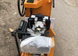 Máy cắt bê tông KC16 Yikito 186(9hp) đề nổ, cắt sâu 2-15cm