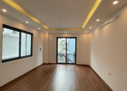 Bán nhà mới Việt Hưng vài bước ra ô tô tránh - 5 tầng DT 50m2 gần BigC, cầu Trần Hưng Đạo 5.8 tỷ