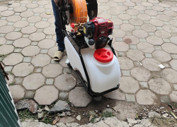 Xả kho giá rẻ Máy phun thuốc xe đẩy 50L Yikito GX35 phun hoa màu cây trái
