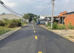 Em cần bán lô đất ở ngay chợ Mỹ Hạnh Nam