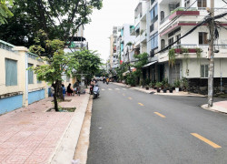 HÀNG HIẾM GIỮA LÒNG QUẬN 8 – KHÔNG PHẢI NGÀY NÀO CŨNG CÓ