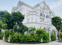 BÁN BIỆT THỰ TRUNG TÂM BÌNH THẠNH, HXH LÊ QUANG ĐỊNH, PHƯỜNG 7, BÌNH THẠNH. Dt 15x17m2 giá 27.99 tỷ