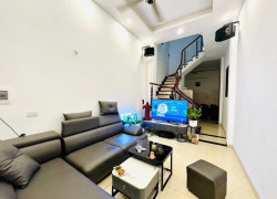 SIÊU TIỆN ÍCH ! Nhà Trường Chinh, 40m2 5 tầng, ngõ thông, lô góc