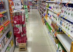 Cửa hàng tiện ích mới khai trương cần gấp bán hàng, đóng gói, phụ kho