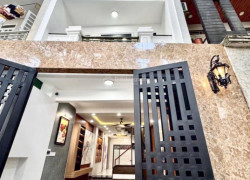 Bán gấp nhà hẻm xe tải - thông số 4.5x16.7m - 4 tầng - Đặng Thuỳ Trâm - nhà mới keng
