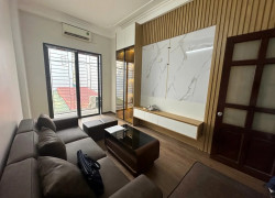 Ngọc Thuỵ Bồ Đề 40m sử dụng 5 tầng 8.2 tỷ ô tô vào nhà