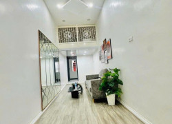 Nhỉnh 2 Tỷ - Minh Khai - Hai Bà Trưng