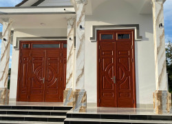 Giá cửa thép vân gỗ tại Đắk Lắk/ Cửa chính an toàn 2