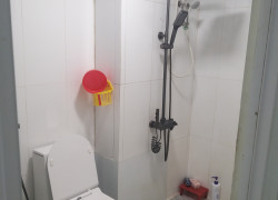 Căn 55m2, mới sơn sửa, ngay mặt tiền Phạm Văn Chiêu!