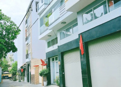 BÁN NHÀ Q10- HẺM 6M THÔNG CMT8- NGANG HƠN 5M- CĂN GÓC 3 TẦNG 3 PHÒNG NGỦ NỘI THẤT SỊN: 11 TỶ NHỈNH
