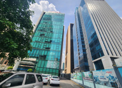 Bán tòa văn phòng siêu đẹp phố Hoàng Quốc Việt, 80m2 8 tầng, thang máy, ô tô vào hầm, 42 tỷ