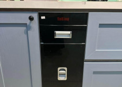 Thùng đựng gạo mặt gương cao cấp TaKing, mặt gương sáng bóng, thẩm mỹ