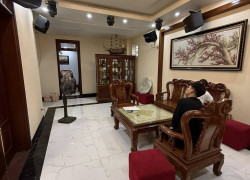 BIỆT THỰ SÂN VƯỜN-MẶT NGÕ ÔTÔ-GẦN HỒ-FULL NỘI THÂT-Ở NGAY-160M 5T 17xTỶ-BỒ ĐỀ LONG BIÊN