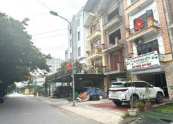 E có 3 mảnh ĐẤT SIÊU HIẾM- PHÂN LÔ Ô TÔ TRÁNH- VỈA HÈ RỘNG !!! Đồng mai hà đông - 79m giá 9 tỷ 500tr 
Cách mặt đường