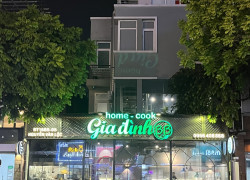 Cho thuê nhà mặt phố Nguyễn Gia Thiều,Hoàn Kiếm 80M2 mặt tiền 9m,giá thuê 35tr/th
