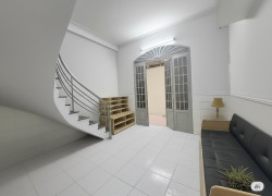 BÁN NHÀ 2 TẦNG MỚI VÀO Ở NGAY - ĐỐI DIỆN VẠN PHÚC - GẦN 40M2 - NHỈNH 3 TỶ