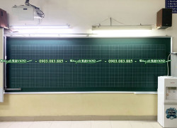 Bảng viết phấn in ô ly tập tiểu học