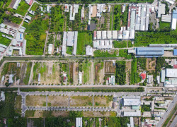 Chính chủ cần bán lô đất ngay trung tâm thị trấn Đức Hoà - gần Vinhomes Green City giá 900tr